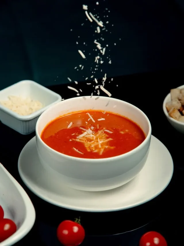A Taste of Summer: Tomato Basil Soup Recipe